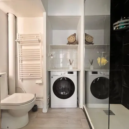 Apartment Bright In The Heart Of