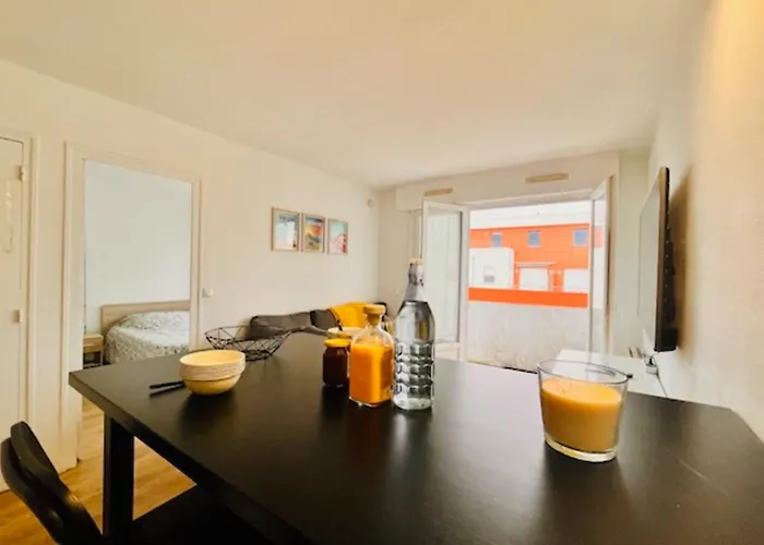 Bright In The Heart Of Apartment